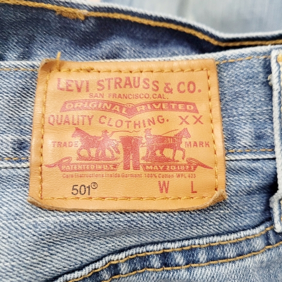 Vintage Levi’s 501 Button Fly Jeans Unisex Size 32x32 Light Wash 100% Cotton - Picture 13 of 13